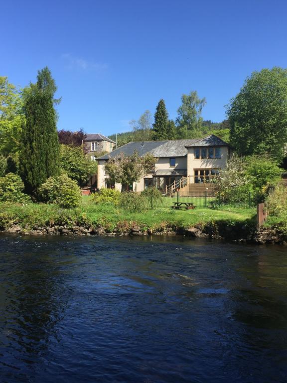 Riverside House カランダー エクステリア 写真